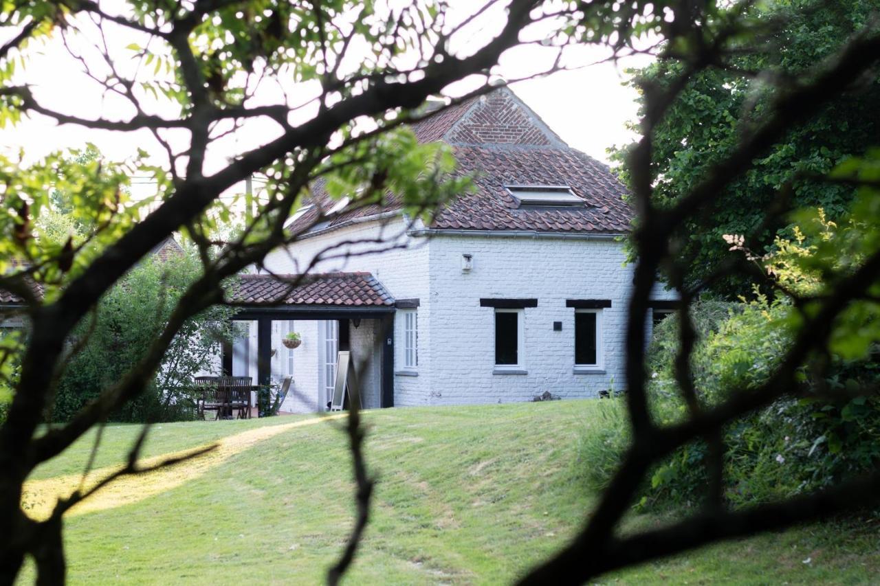 La Bergerie Chambre D'Hotes Leuze-en-Hainaut エクステリア 写真