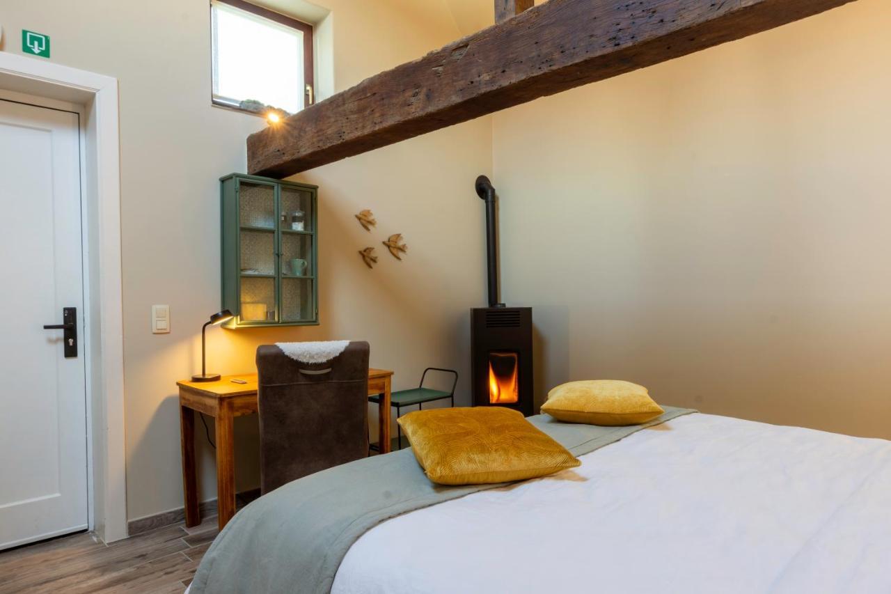 La Bergerie Chambre D'Hotes Leuze-en-Hainaut エクステリア 写真