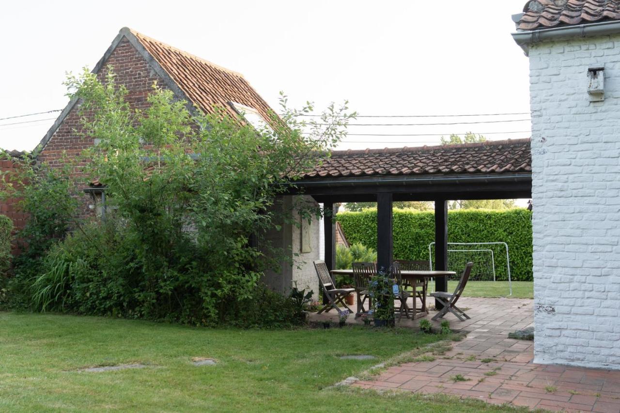 La Bergerie Chambre D'Hotes Leuze-en-Hainaut エクステリア 写真