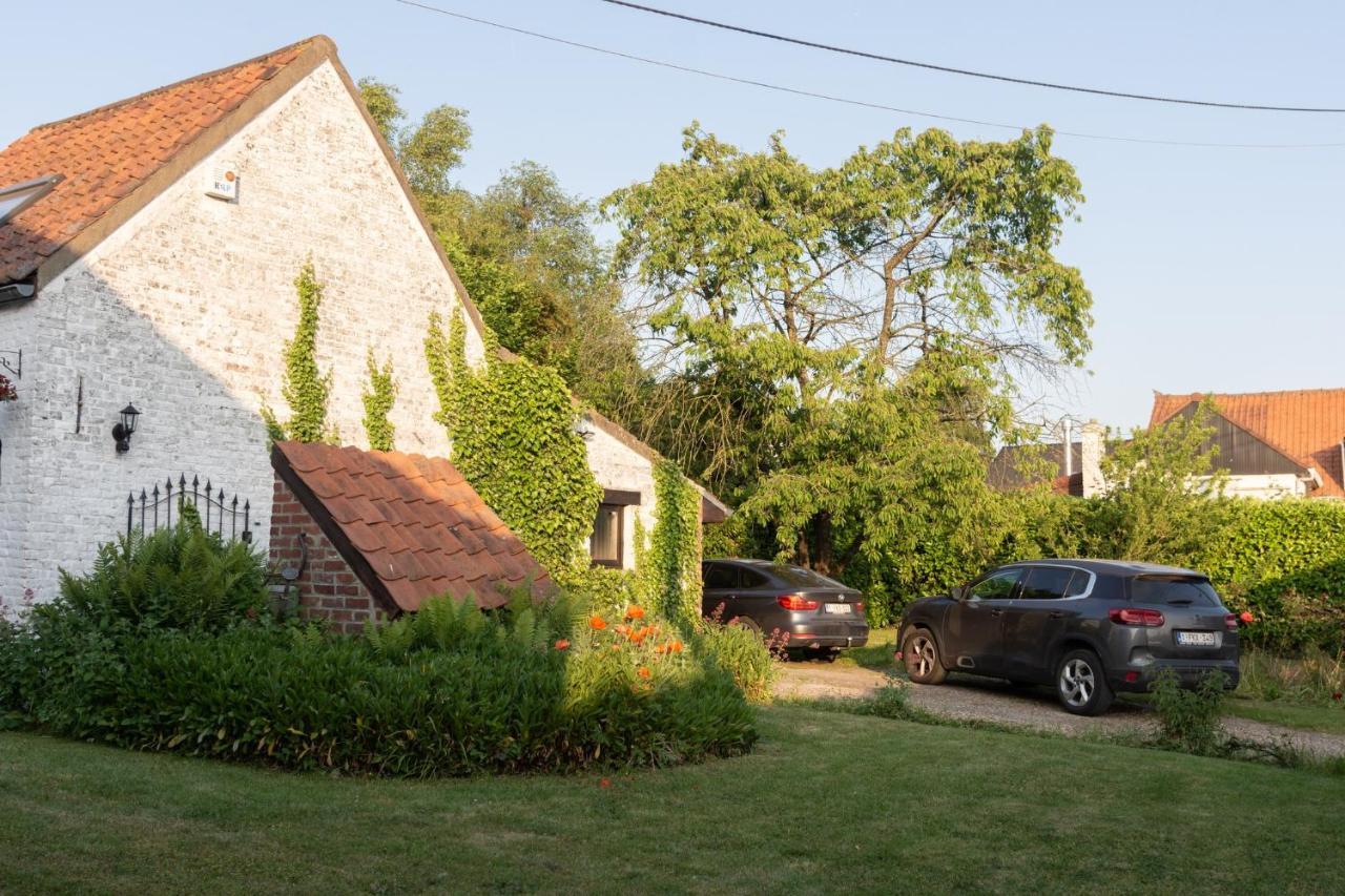 La Bergerie Chambre D'Hotes Leuze-en-Hainaut エクステリア 写真